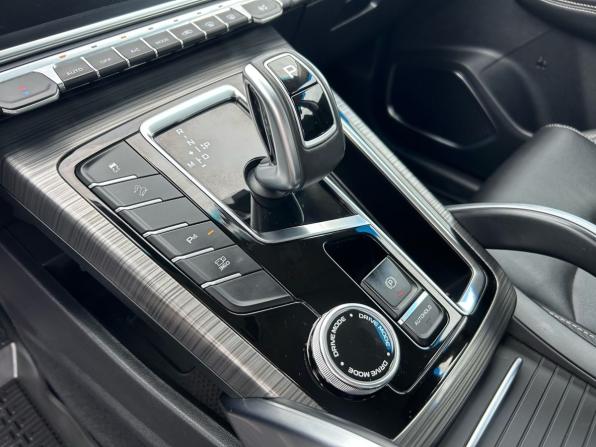 Geely Atlas Pro с пробегом 2021 года, цена 1 930 000 рублей, 50167 км, внедорожник, Автокод Объявления