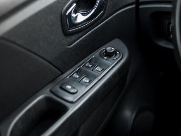 Renault Kaptur I с пробегом 2018 года, цена 1 100 000 рублей, 189289 км, внедорожник, Автокод Объявления