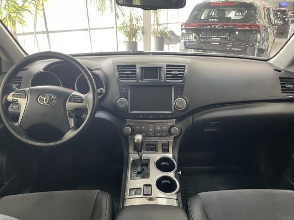 Toyota Highlander II (XU40) Рестайлинг с пробегом 2012 года, цена 1 690 000 рублей, 183300 км, внедорожник, Автокод Объявления