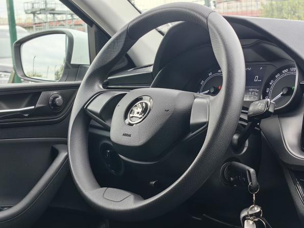 Skoda Rapid II с пробегом 2020 года, цена 1 399 000 рублей, 115100 км, лифтбек, Автокод Объявления