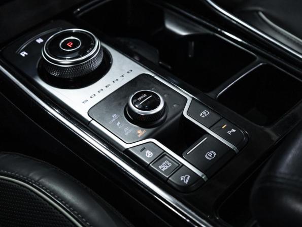Kia Sorento IV с пробегом 2020 года, цена 3 570 000 рублей, 126220 км, внедорожник, Автокод Объявления