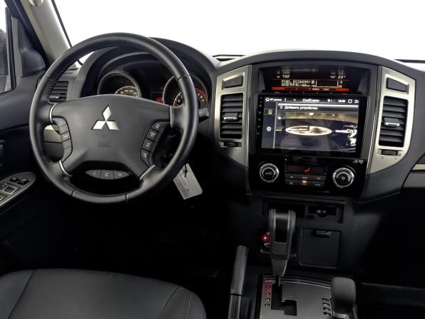 Mitsubishi Pajero IV Рестайлинг 2 с пробегом 2021 года, цена 4 350 000 рублей, 32830 км, внедорожник, Автокод Объявления