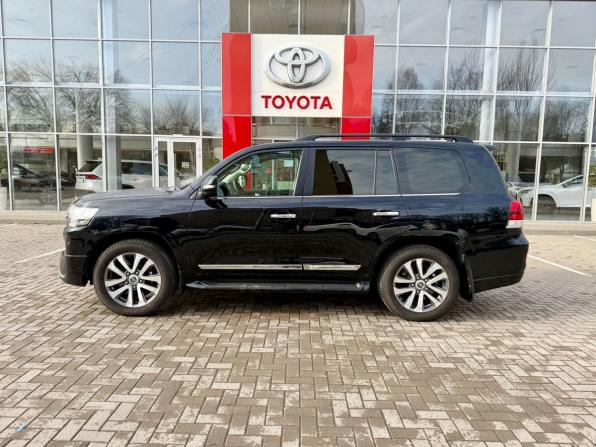 Toyota Land Cruiser 200 Series Рестайлинг 2 с пробегом 2016 года, цена 5 850 000 рублей, 241284 км, внедорожник, Автокод Объявления