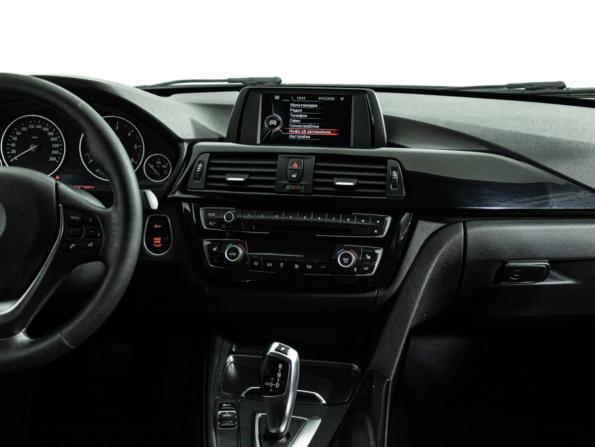 BMW 3 серии VI (F3x) Рестайлинг с пробегом 2017 года, цена 2 050 989 рублей, 205647 км, седан, Автокод Объявления