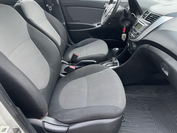 Hyundai Solaris I с пробегом 2012 года, цена 749 000 рублей, 156665 км, седан, Автокод Объявления
