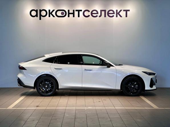 Changan UNI-V I с пробегом 2024 года, цена 2 357 000 рублей, 30833 км, лифтбек, Автокод Объявления