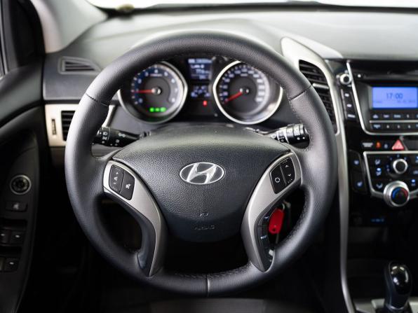 Hyundai i30 II с пробегом 2013 года, цена 999 000 рублей, 136322 км, хэтчбек, Автокод Объявления