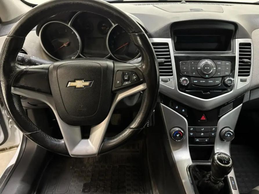 Chevrolet Cruze I Саратов  - изображение 10