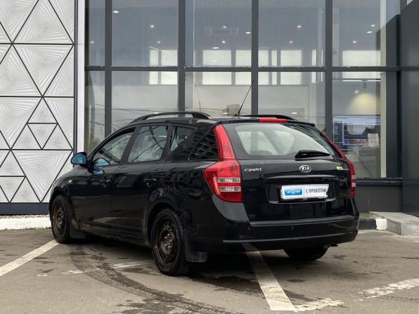 Kia Ceed I с пробегом 2008 года, цена 650 000 рублей, 294055 км, универсал, Автокод Объявления