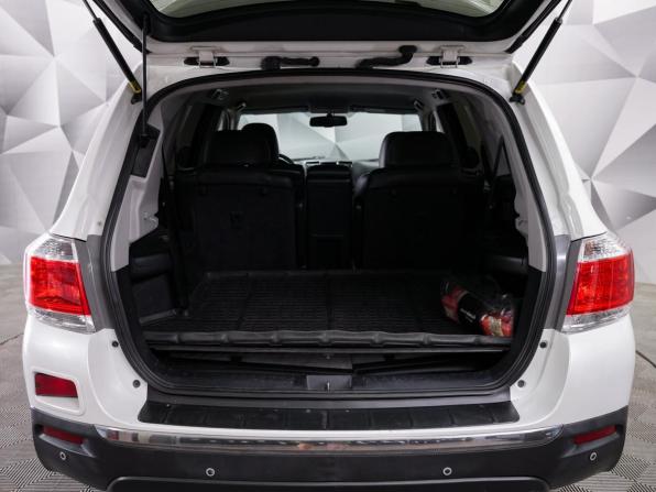 Toyota Highlander II (XU40) Рестайлинг с пробегом 2013 года, цена 1 844 000 рублей, 238000 км, внедорожник, Автокод Объявления