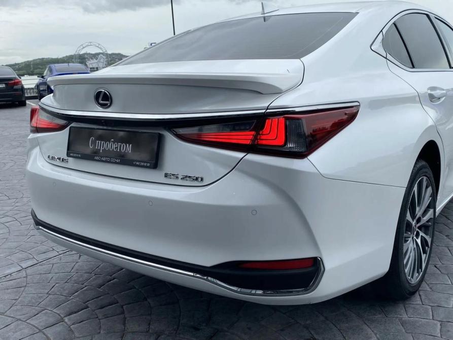 Lexus ES VII Сочи  - изображение 7