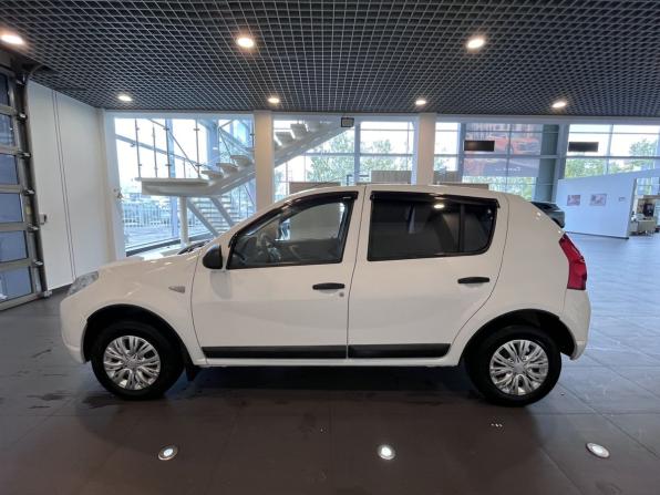 Renault Sandero I с пробегом 2013 года, цена 470 000 рублей, 236812 км, хэтчбек, Автокод Объявления