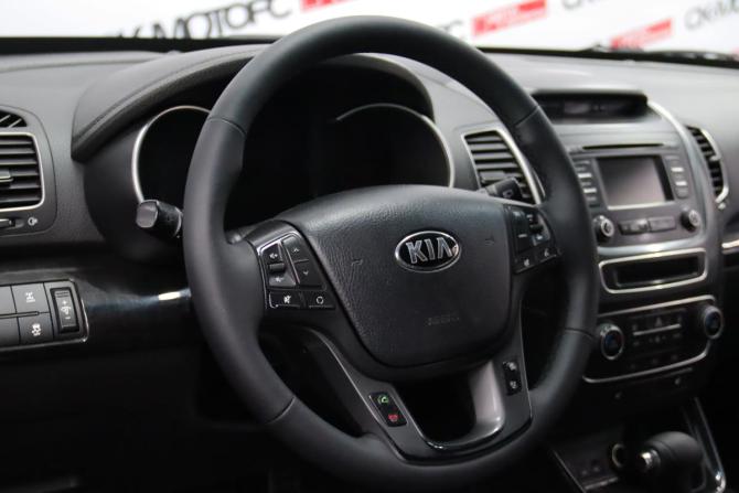 Kia Sorento II Рестайлинг с пробегом 2013 года, цена 1 675 025 рублей, 239497 км, внедорожник, Автокод Объявления