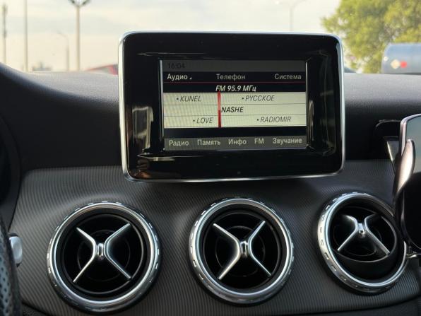 Mercedes-Benz GLA I (X156) с пробегом 2015 года, цена 1 700 000 рублей, 246083 км, внедорожник, Автокод Объявления