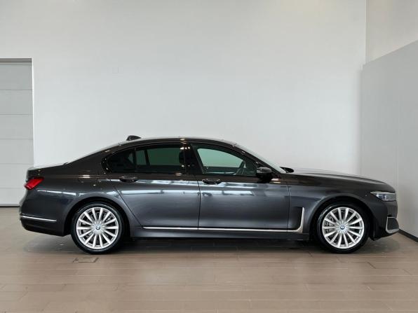 BMW 7 серии VI (G11/G12) Рестайлинг с пробегом 2020 года, цена 4 880 000 рублей, 186306 км, седан, Автокод Объявления