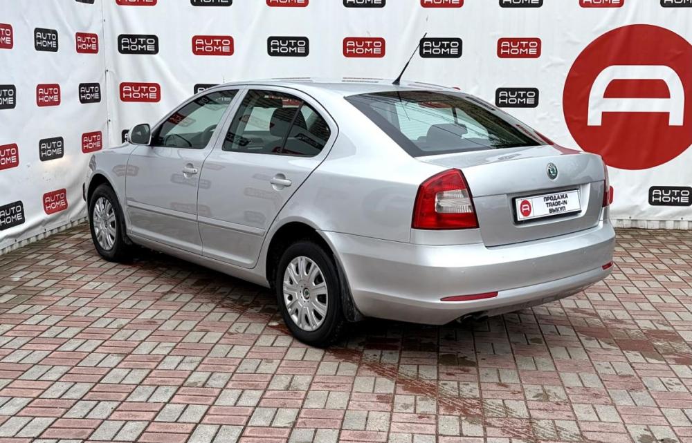 Skoda Octavia II (A5) Рестайлинг Санкт-Петербург  - изображение 6