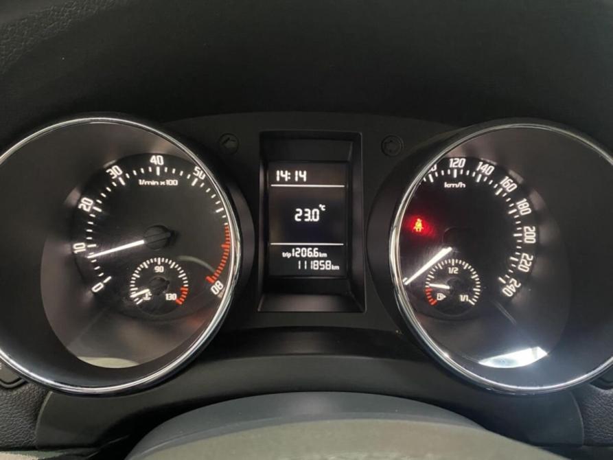 Skoda Yeti I Рестайлинг Курск  - изображение 10