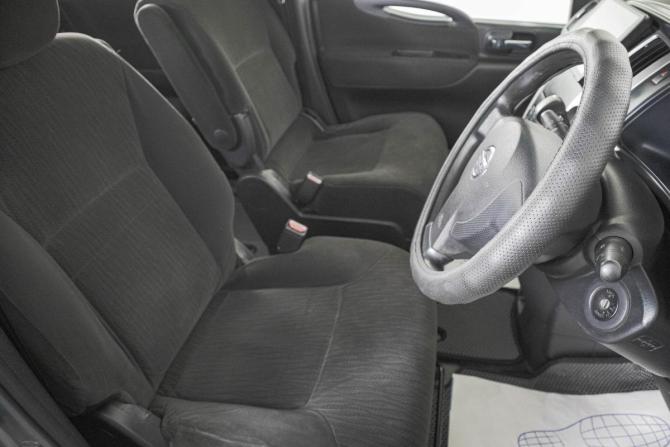 Nissan Serena III (C25) с пробегом 2009 года, цена 1 049 000 рублей, 241000 км, минивэн, Автокод Объявления