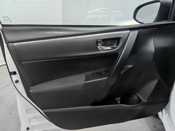 Toyota Corolla XI (E160 E170 E180) с пробегом 2013 года, цена 1 280 000 рублей, 288000 км, седан, Автокод Объявления