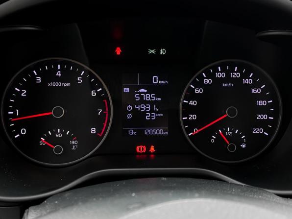Kia Rio IV с пробегом 2018 года, цена 1 399 000 рублей, 128500 км, хэтчбек, Автокод Объявления