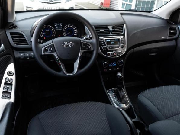 Hyundai Solaris I Рестайлинг с пробегом 2016 года, цена 1 350 000 рублей, 96727 км, седан, Автокод Объявления