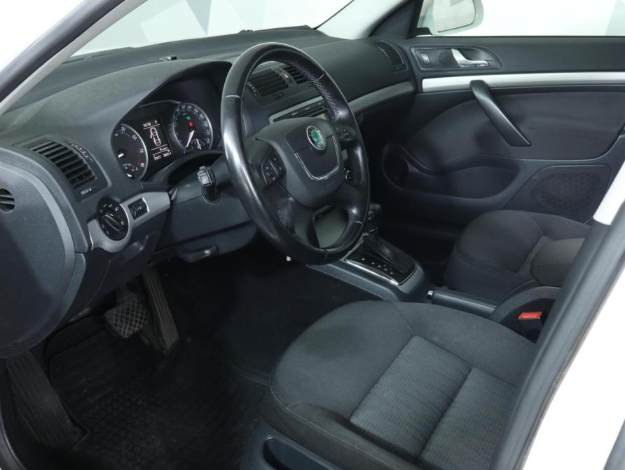 Skoda Octavia II (A5) Рестайлинг Москва  - изображение 22