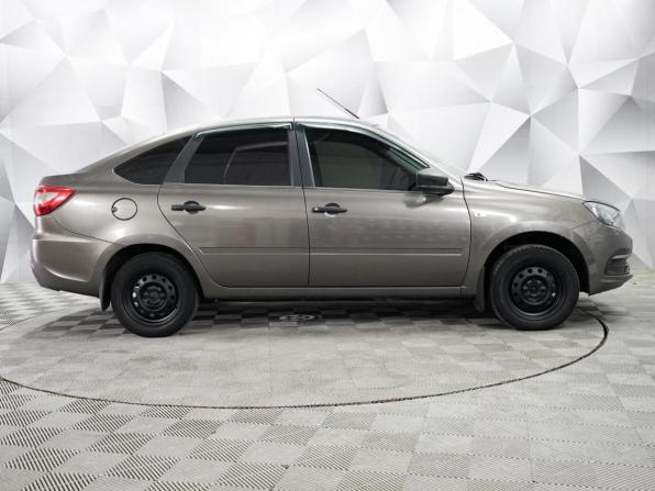 Lada (ВАЗ) Granta I Рестайлинг с пробегом 2021 года, цена 713 000 рублей, 135000 км, хэтчбек, Автокод Объявления