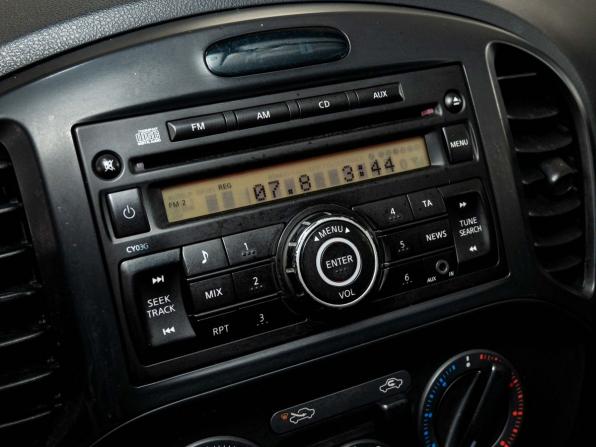Nissan Juke I с пробегом 2014 года, цена 898 000 рублей, 195123 км, внедорожник, Автокод Объявления