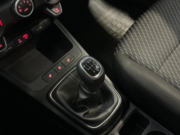 Kia Rio IV с пробегом 2020 года, цена 1 230 000 рублей, 68800 км, седан, Автокод Объявления