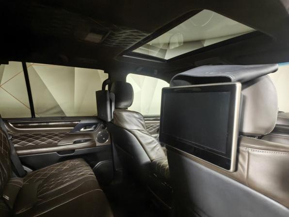 Lexus LX III Рестайлинг 2 с пробегом 2019 года, цена 6 999 000 рублей, 154930 км, внедорожник, Автокод Объявления