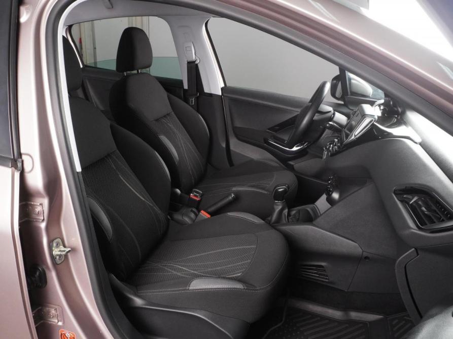 Peugeot 208 I Минеральные Воды  - изображение 8