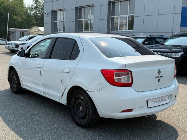 Renault Logan II Рестайлинг с пробегом 2020 года, цена 355 000 рублей, 311000 км, седан, Автокод Объявления