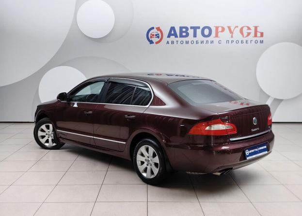 Skoda Superb II с пробегом 2012 года, цена 858 000 рублей, 200000 км, лифтбек, Автокод Объявления