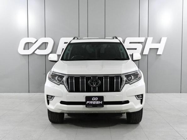 Toyota Land Cruiser Prado 150 Series Рестайлинг 3 с пробегом 2022 года, цена 6 399 000 рублей, 37041 км, внедорожник, Автокод Объявления