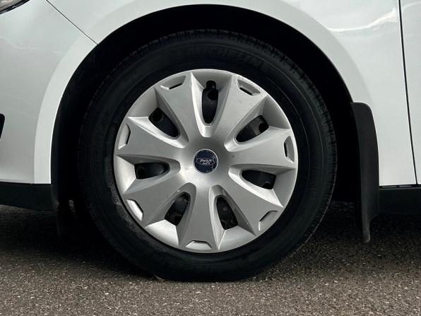 Ford Focus III Рестайлинг с пробегом 2017 года, цена 1 190 900 рублей, 97134 км, хэтчбек, Автокод Объявления