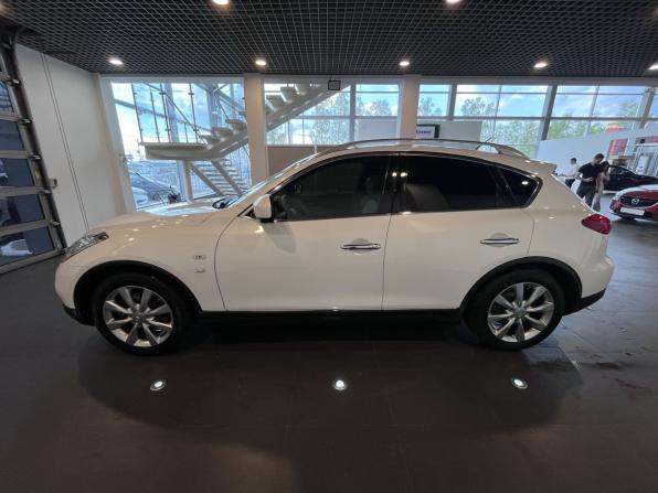 Infiniti QX50 I с пробегом 2013 года, цена 1 740 000 рублей, 155890 км, внедорожник, Автокод Объявления