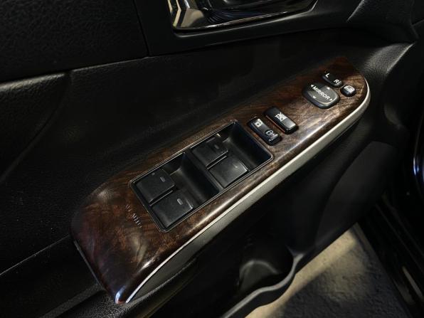 Toyota Camry VII (XV50) Рестайлинг с пробегом 2015 года, цена 2 049 000 рублей, 250112 км, седан, Автокод Объявления