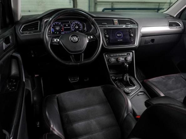 Volkswagen Tiguan II с пробегом 2019 года, цена 2 344 000 рублей, 194692 км, внедорожник, Автокод Объявления