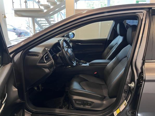 Toyota Camry VIII (XV70) Рестайлинг с пробегом 2022 года, цена 2 740 000 рублей, 27930 км, седан, Автокод Объявления
