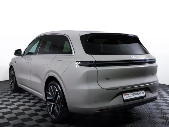 Li Auto (Lixiang) L6 I с пробегом 2024 года, цена 5 535 000 рублей, 33539 км, внедорожник, Автокод Объявления