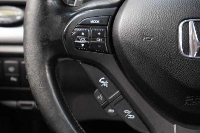 Honda Accord VIII Рестайлинг с пробегом 2012 года, цена 1 329 000 рублей, 250600 км, седан, Автокод Объявления