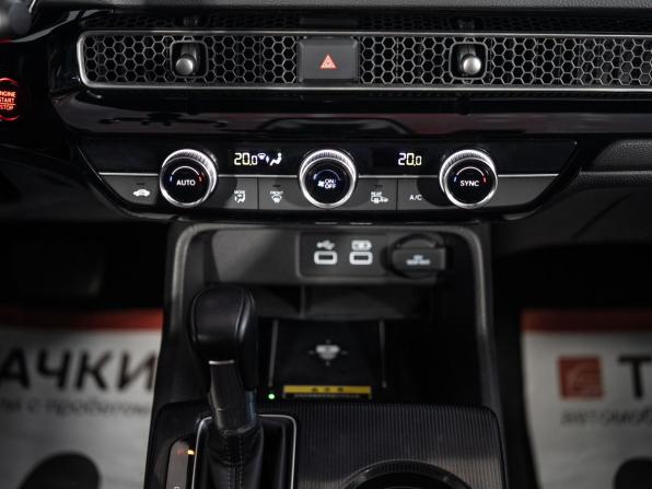 Honda Civic XI с пробегом 2021 года, цена 2 450 000 рублей, 44900 км, седан, Автокод Объявления