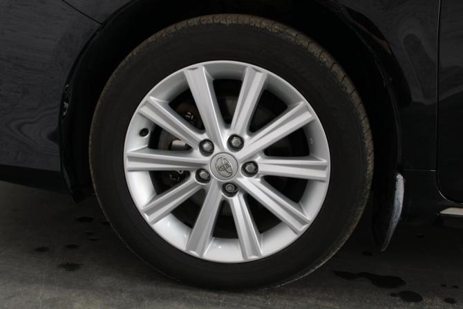 Toyota Camry VII (XV50) с пробегом 2013 года, цена 1 377 000 рублей, 306597 км, седан, Автокод Объявления