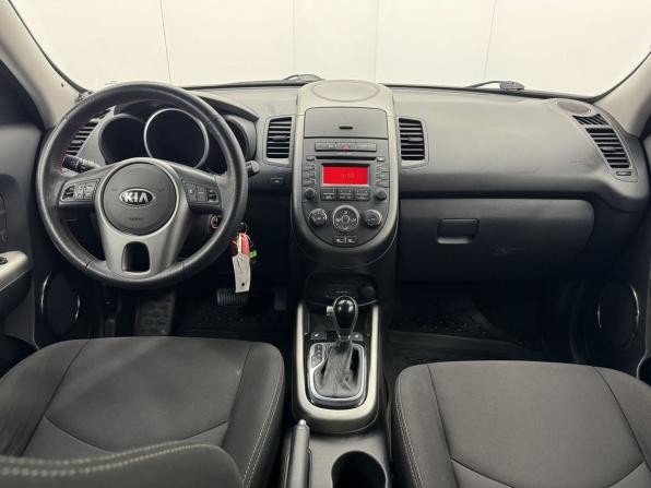 Kia Soul I Рестайлинг с пробегом 2013 года, цена 980 000 рублей, 166081 км, хэтчбек, Автокод Объявления