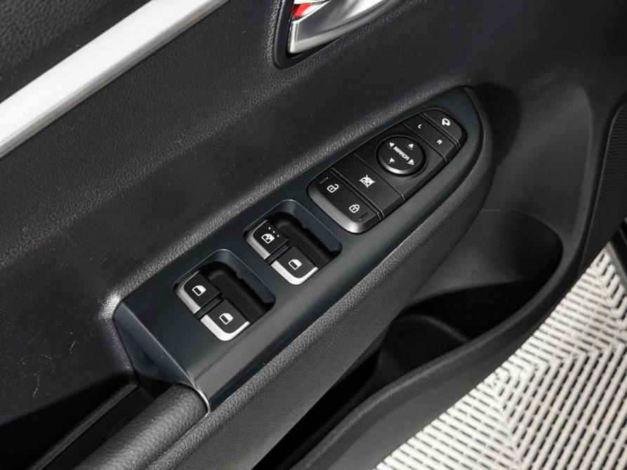 Kia Rio IV Рестайлинг Санкт-Петербург  - изображение 10