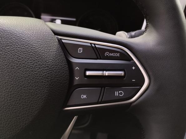 Hyundai Santa Fe IV Рестайлинг с пробегом 2021 года, цена 2 820 000 рублей, 101183 км, внедорожник, Автокод Объявления