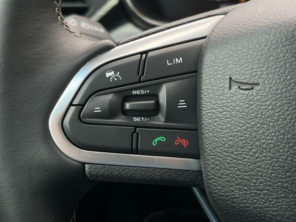 Geely Atlas Pro с пробегом 2023 года, цена 1 990 000 рублей, 50700 км, внедорожник, Автокод Объявления