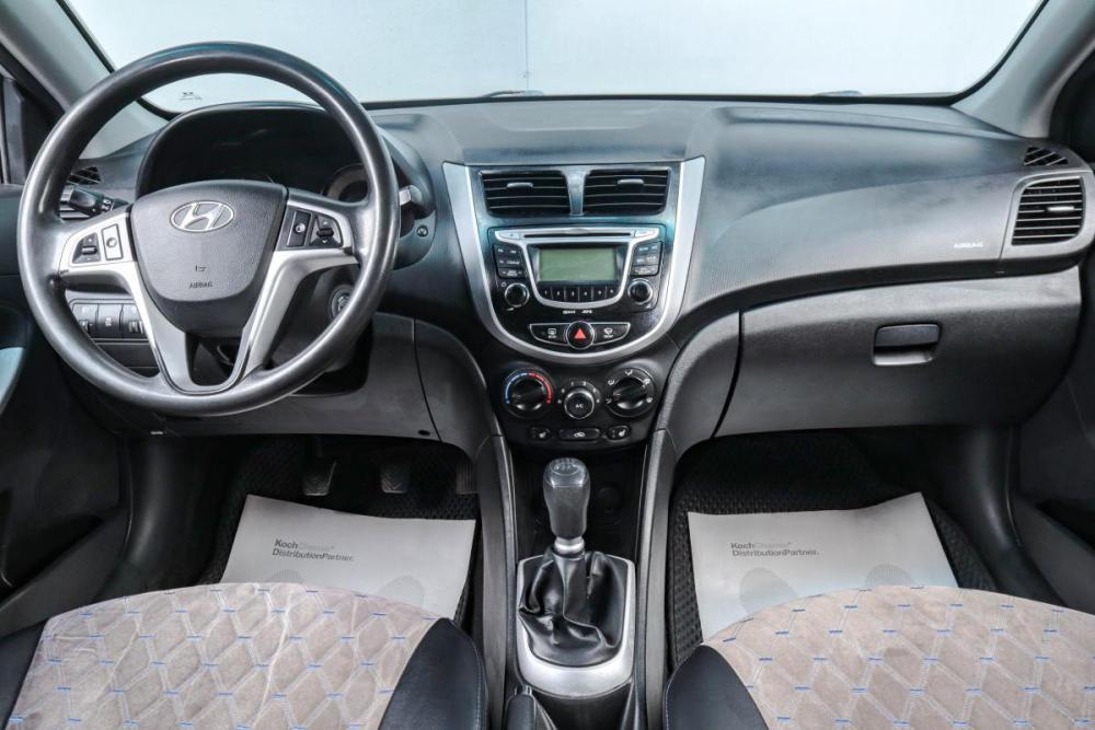 Hyundai Solaris I Челябинск  - изображение 17