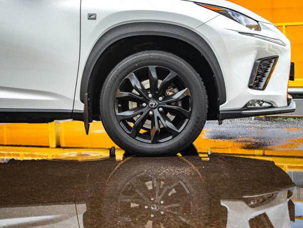 Lexus NX I Рестайлинг с пробегом 2019 года, цена 3 999 000 рублей, 66056 км, внедорожник, Автокод Объявления