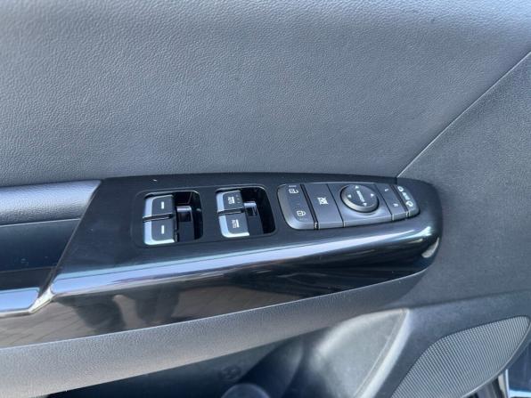 Kia Sportage IV Рестайлинг с пробегом 2021 года, цена 2 499 900 рублей, 119804 км, внедорожник, Автокод Объявления